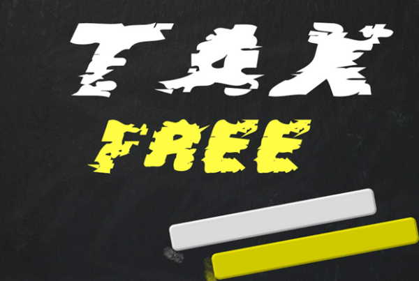 "Tax free" written in white and yellow on a black background.